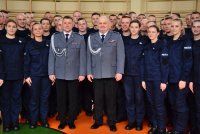 lubowanie nowo przyjętych policjantów w Łódzkim garnizonie oraz wyróżnienie zasłużonych policjantów