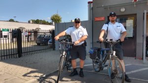Policyjny patrol rowerowy.