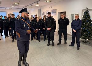 Uczniowie klas mundurowych z wizytą w Wydziale Edukacji Historycznej KGP.