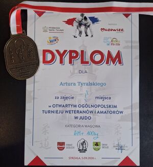 Dyplom dla Artura Tyralskiego w zawodach judo za zajęcie 1 miejsca.