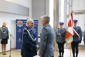 Wyróżnienie nagrodzonych policjantów przez Komendanta Wojewódzkiego Policji w Łodzi